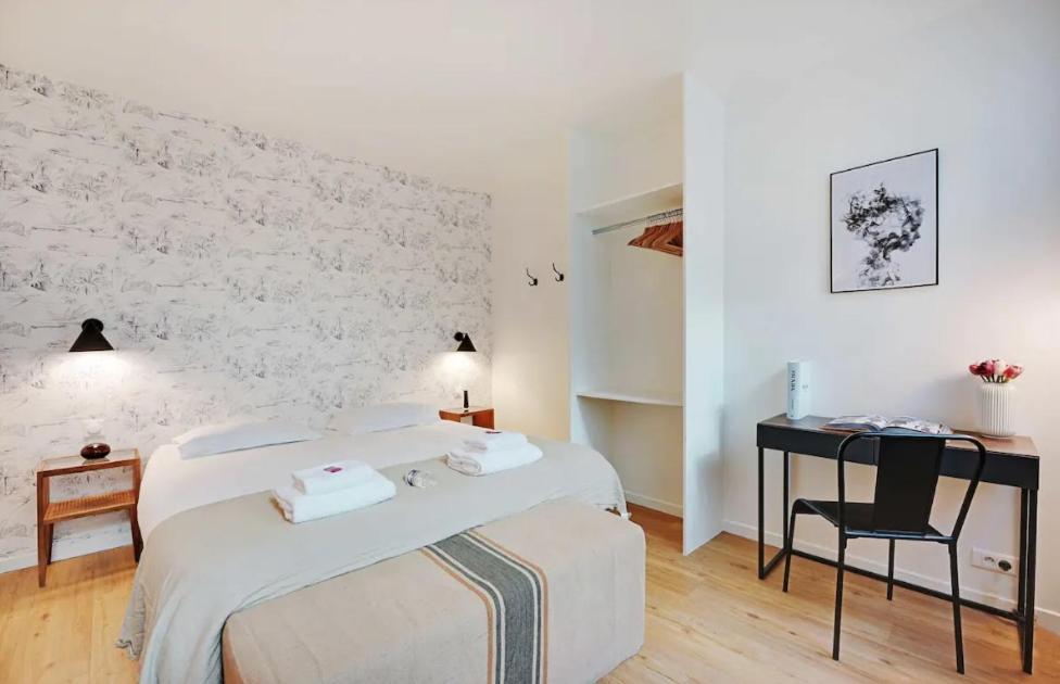 Charming Appartements For 4 People - Le Marais Paris Bagian luar foto