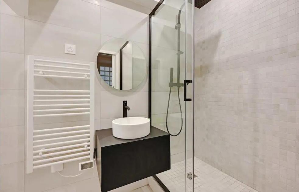 Charming Appartements For 4 People - Le Marais Paris Bagian luar foto